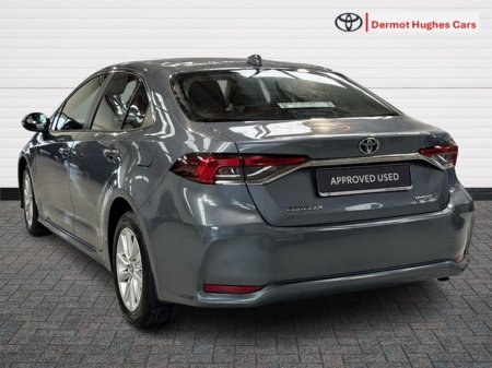 2024 Toyota Corolla LUNA SALOON 4DR AUTO €27,950 thumbnail