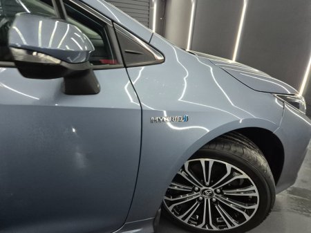 2019 Toyota Corolla - thumbnail 4