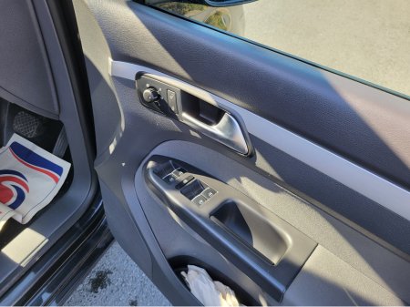 2014 Volkswagen Touran - thumbnail 14