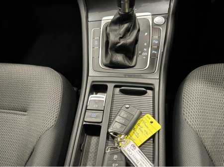 2019 Volkswagen Golf (192) GOLF 2.0TDI DSG 150 BHP COMFORTLINE LOW KMS VW/AUDI SPECIALISTS WWW.DENISDARCYCARS.IE €21,950 thumbnail