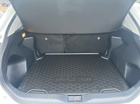 2025 Toyota Yaris Cross Luna €29,950 thumbnail