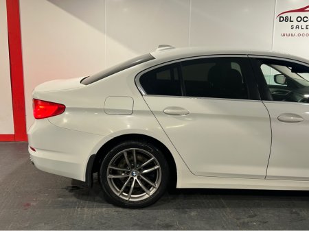 2019 BMW 5 Series D G30 SE 4DR AUTO €22,900 thumbnail