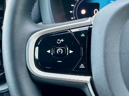 2025 Volvo XC60 - thumbnail 20