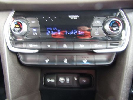 2019 Hyundai Santa Fe 2WD Executive Plus 5DR €23,950 thumbnail