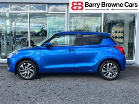 2023 Suzuki Swift - thumbnail 4