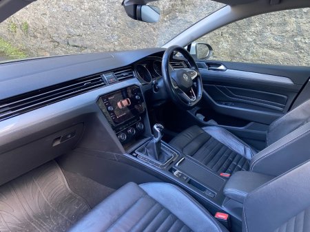 2020 Volkswagen Passat - thumbnail 11