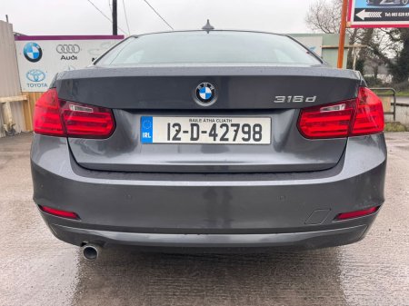 2012 BMW 3 Series - thumbnail 16