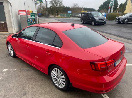 2017 Volkswagen Jetta - thumbnail 6