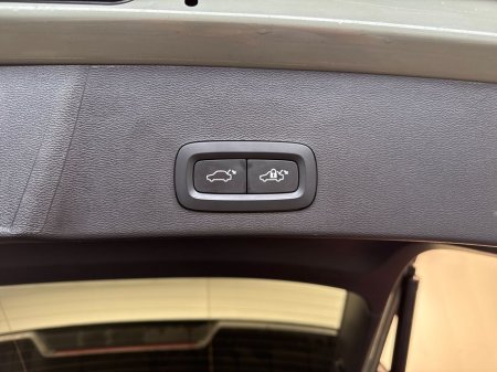 2024 Volvo XC40 - thumbnail 21