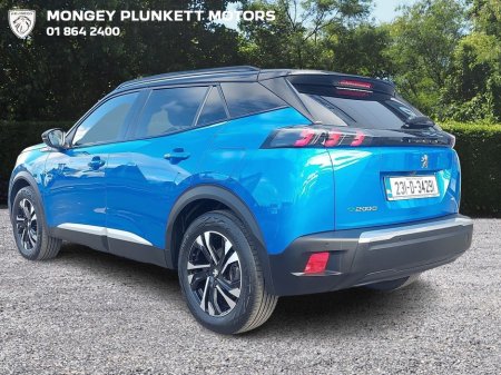 2023 Peugeot 2008 - thumbnail 5