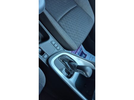 2022 Toyota Yaris 1.5 LUNA SPORT 4DR A €17,500 thumbnail