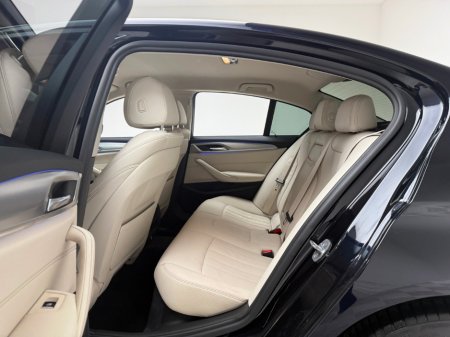 2019 BMW 5 Series 530E SE AUTO €23,990 thumbnail