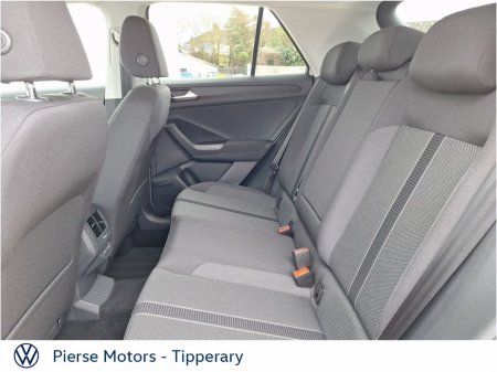 2025 Volkswagen T-Roc - thumbnail 4