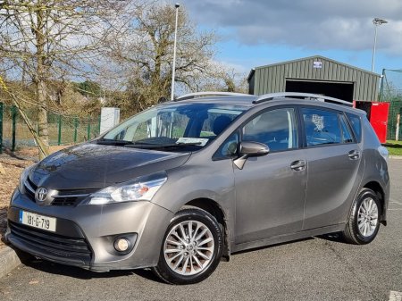 2018 Toyota Verso - thumbnail 1