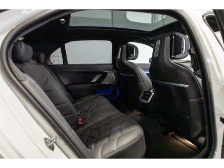 2025 BMW 7 Series  €99,950 thumbnail