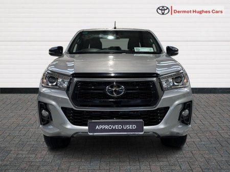 2020 Toyota Hilux DCAB INVINCIBLE AUTO €40,500 thumbnail