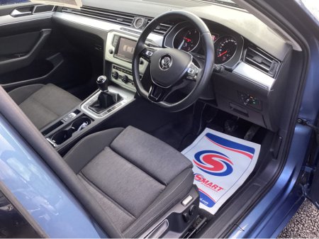 2016 Volkswagen Passat ** ONLY 137KMS €15,950 thumbnail