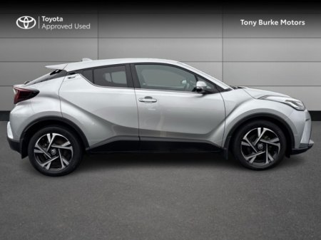 2022 Toyota C-HR - Sport Edition - 1.8 Automatic - NCT 2028 - Full TOYOTA Service History - EUR 190 Tax // Remote Central Locking // Front Electric Windows // Rear Electric Windows // Electric Mirrors // Power Folding €27,599 thumbnail