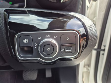 2020 Mercedes-Benz A Class - thumbnail 27