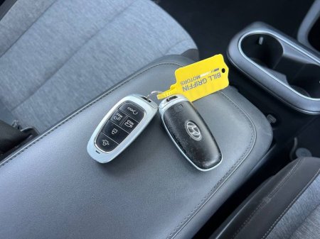 2023 Hyundai Ioniq - thumbnail 11