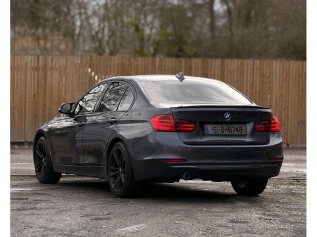 2015 BMW 3 Series - thumbnail 17