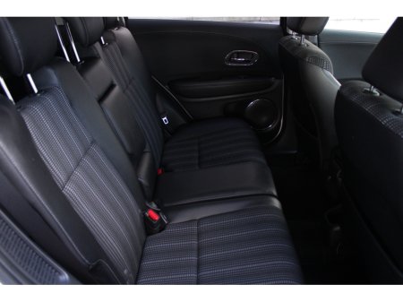 2016 Honda Vezel 1.5 SELF CHARGING HYBRID RS-EDITION 5DR AUTOMATIC // IMMACULATE CONDITION THROUGHOUT // BUY WITH CONFIDENCE AA AND SIMI APPROVED DEALER 2026 // FINANCE ARRANGED // ALL TRADE INS WELCOME // €15,950 thumbnail