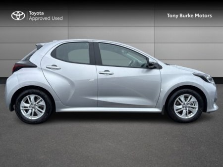 2025 Toyota Yaris - Save EUR 4,000 - Luna - 1.5 Hybrid - Automatic - EUR 180 Tax // Remote Central Locking // Front Electric Windows // Rear Electric Windows // Finger Tip Stereo Controls // Air Conditioned €26,435