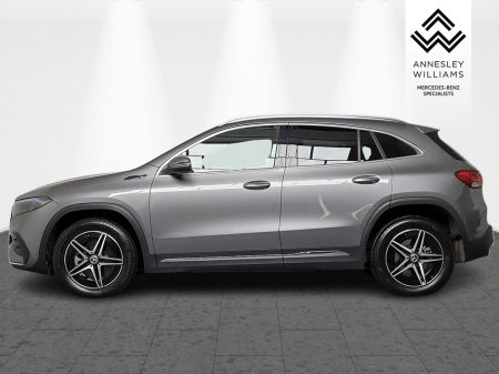 2021 Mercedes-Benz EQA EQA250 AMG Line 66.5 kWh €32,950 thumbnail