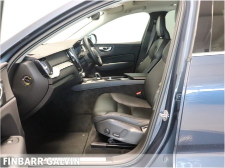 2023 Volvo XC60 - thumbnail 10