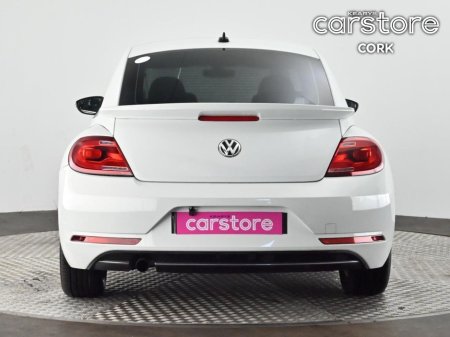 2017 Volkswagen Beetle - view 4