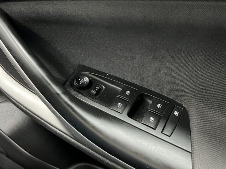 2017 Vauxhall Astra - thumbnail 31