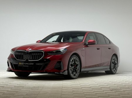 2025 BMW 5 Series 550E M SPORT PRO XDRIVE thumbnail