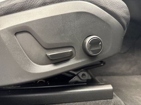 2022 Volvo XC60 - thumbnail 24