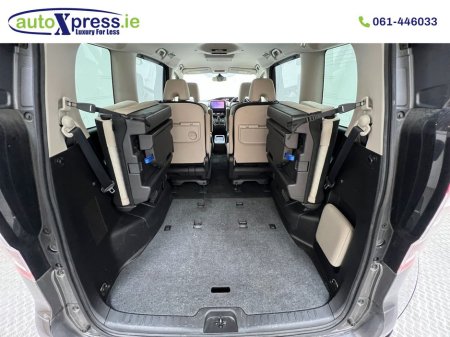 2020 Nissan Serena - thumbnail 12