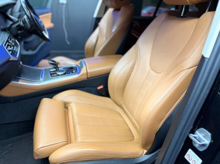 2019 BMW X5  €40,000 thumbnail