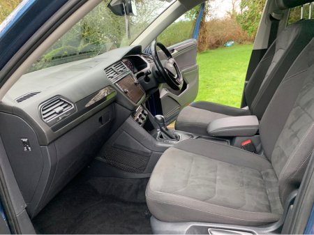 2018 Volkswagen Tiguan - thumbnail 6