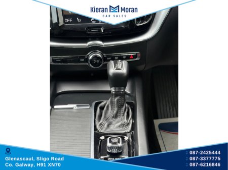 2018 Volvo XC60 - thumbnail 9