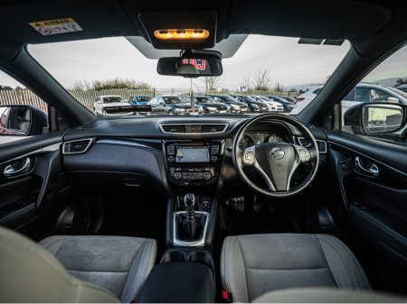 2015 Nissan Qashqai - thumbnail 9