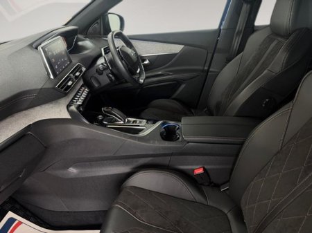 2018 Peugeot 3008 - thumbnail 17