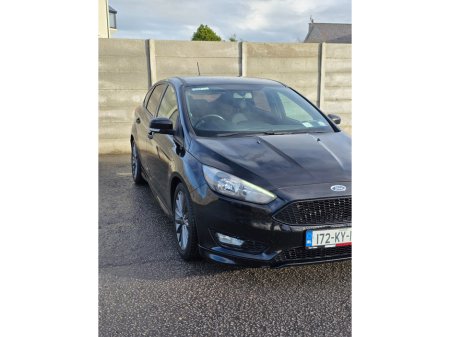 2017 Ford Focus Ford Focus 1.5 TDCi 120PS ST-Line Powershift €10,950 thumbnail