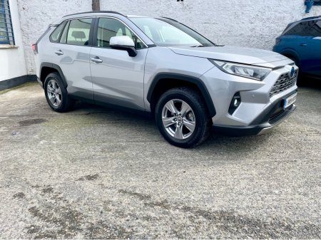 2024 Toyota Rav4 - thumbnail 2