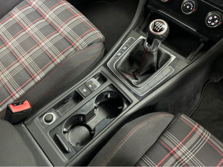 2013 Volkswagen Golf VOLKSWAGEN GOLF GTI 2.0 TSI MANUAL 6SPEED FWD 220BHP 3DR*TARTAN SEATS*AUTO HOLD HANDBRAKE*TRADE INS AVAILABLE* €15,950 thumbnail