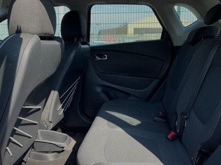 2014 Renault Captur dCi 90 S&S INTENSE €5,950 thumbnail