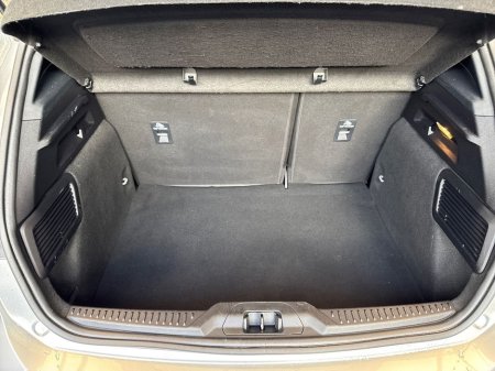 2025 Ford Focus - thumbnail 9