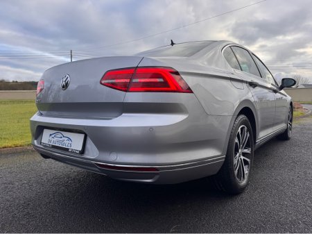 2019 Volkswagen Passat HIGHLINE 2.0 TDI MANUAL 6SPEED FWD 150HP 4DR €15,450