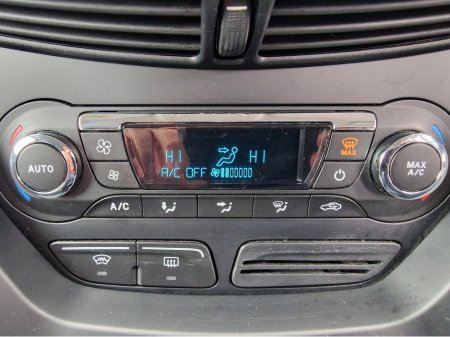 2015 Ford C-Max - thumbnail 23