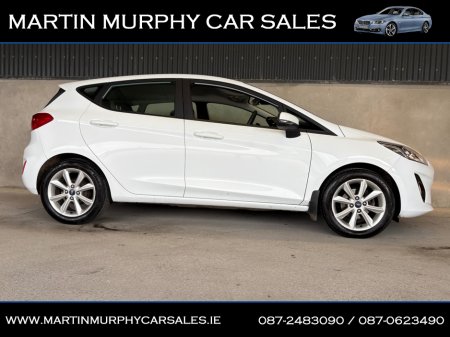 2018 Ford Fiesta - thumbnail 2