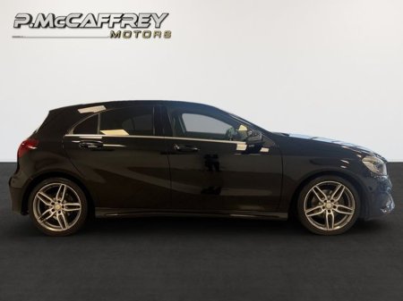 2017 Mercedes-Benz A Class A 180 AMG LINE A/T €17,950 thumbnail