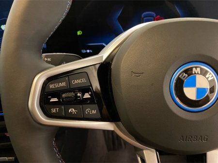 2025 BMW i4 - thumbnail 17