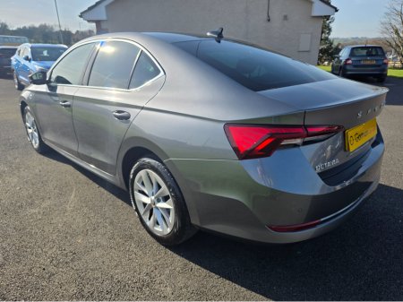 2023 Skoda Octavia - thumbnail 4